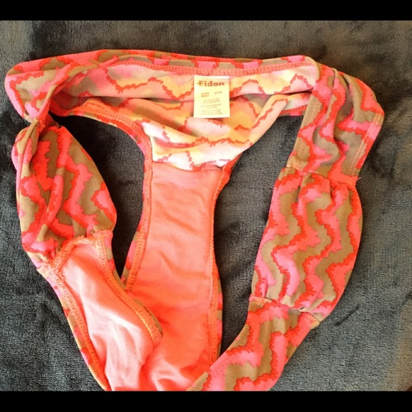 Bright pink swim suit - Picture 2 of 5